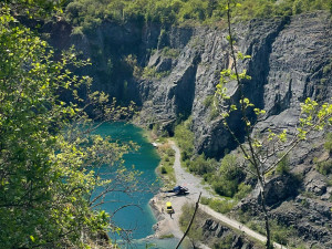 VIDEO: V lomu Velká Amerika zemřel člověk, tělo museli vyzvednout vrtulníkem