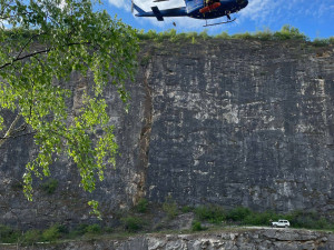 VIDEO: V lomu Velká Amerika zemřel člověk, tělo museli vyzvednout vrtulníkem