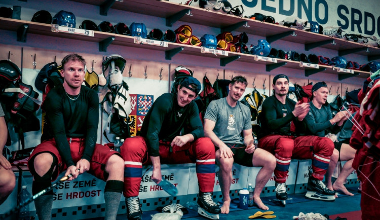 Příběh českého hokejového zlata na filmovém plátně. Snímek měl premiéru v Ostravě