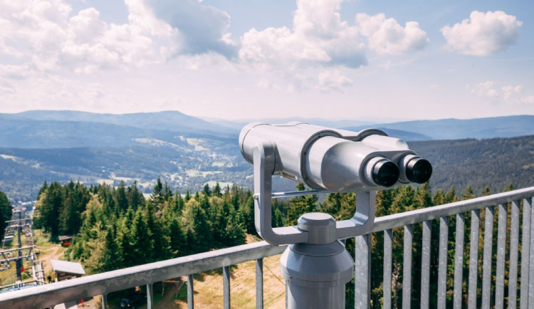 Lanovka na šumavský Špičák poprvé vyveze pěší i bikery v letní sezoně 1. května