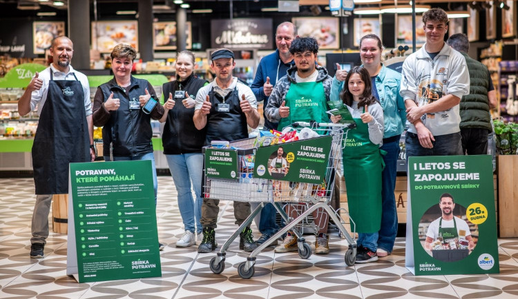 Zákazníci obchodů Albert darovali 87 tun jídla a drogerie lidem v nouzi