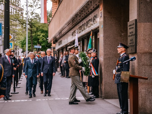 Politici i zástupci armády a policie si u Rozhlasu připomněli začátek Pražského povstání