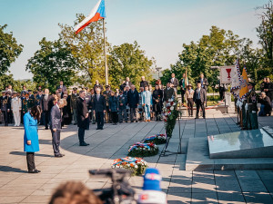 Je správné, že se stavíme za práva napadené Ukrajiny, řekl prezident při pietním aktu na Vítkově