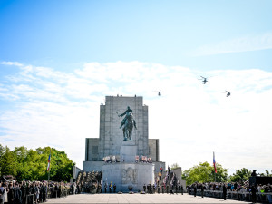 Je správné, že se stavíme za práva napadené Ukrajiny, řekl prezident při pietním aktu na Vítkově