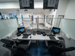 Otevíráme brány světa, chráníme bezpečí domova