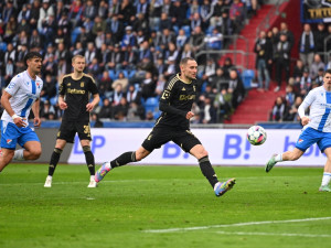 Sparta prohrála s Baníkem 3:2 a klesla na páté místo