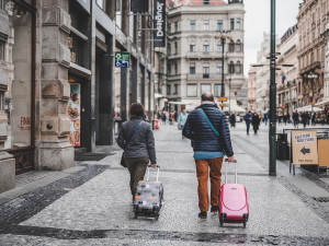 Praha chce mít možnost regulovat Airbnb, žádá o to poslance