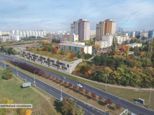 U metra Opatov začali stavět parkovací dům, vejde se do něj pět set aut