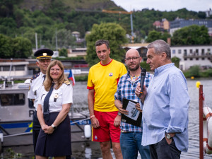 Policie má novou loď za sedm milionů. Zachrání s ní tonoucí a vytáhnou věci ze dna