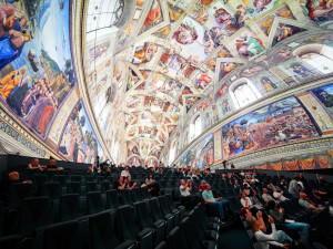 FOTO: Pražské planetárium má novou kopuli. Filmy o vesmíru lidé uvidí v 3D iluzi