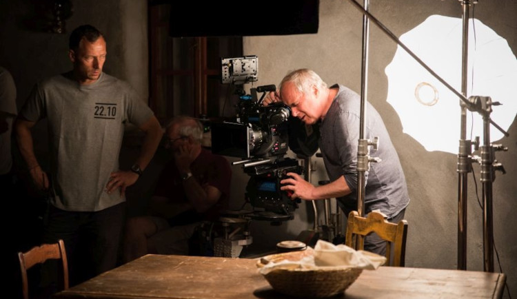 Ve věku 82 let zemřel kameraman Smutný, držitel mnoha Českých lvů