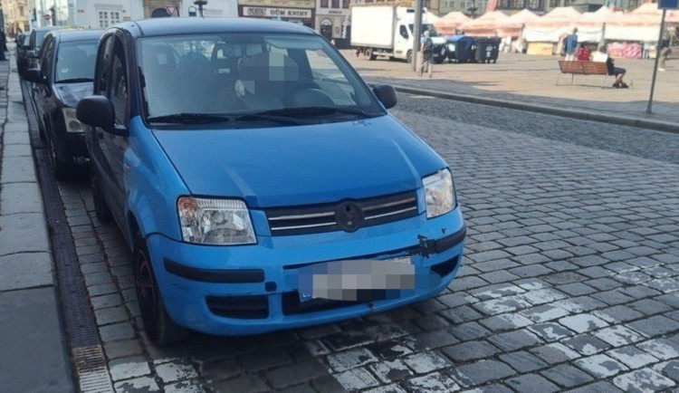 Kdyby řidič raději mlčel. Banální přestupek pomohl odhalit mnohem větší průšvih