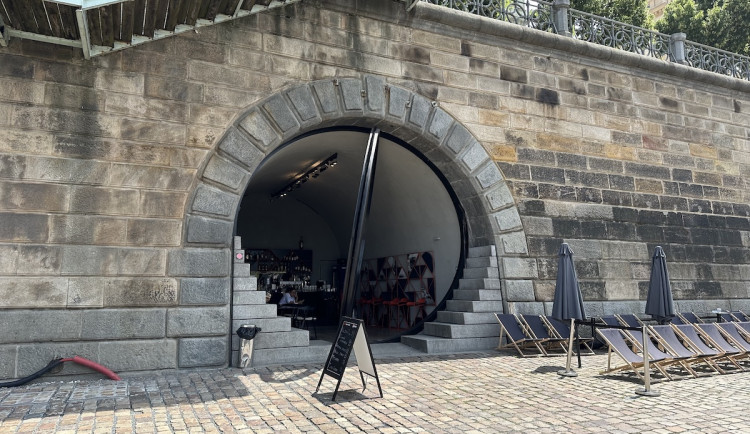 Úpravy pražských náplavek se prodražily o 60 milionů