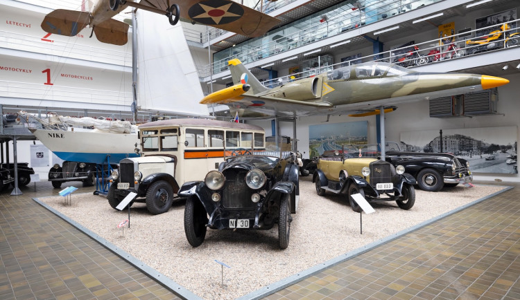 Národní technické muzeum vystavilo historické pragovky ze sbírky Emila Příhody