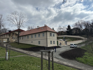 Squatteři si stěžovali na vystěhování z usedlosti Cibulka ve Štrasburku, neuspěli