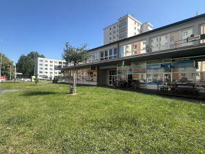Tisíc podpisů zastavilo výstavbu. Praha 6 odmítla prodej pozemků v Šantrochově