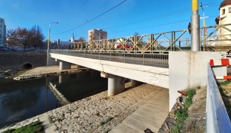 Nový most v Opavě by měl ustát i větší povodně. Vyjde na 55 milionů korun