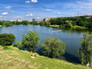 Praha 6 chce zpátky areál Džbán. Vrátí se i oblíbené koupaliště?