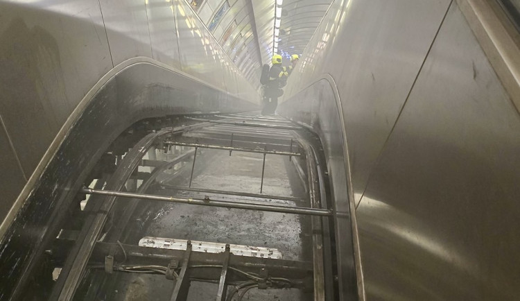 Stanice metra Staroměstská bude podle odhadu zavřená asi měsíc