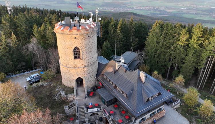 Kleť oslavila dvě výročí. Na kolik vás vyjde cesta na vrchol?