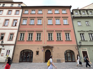Praha pronajme prostory v centru města firmě, která jí za nájem dluží miliony