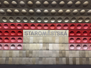 Staroměstskou po požáru eskalátoru znovu otevřou, ovšem jen pro výstup