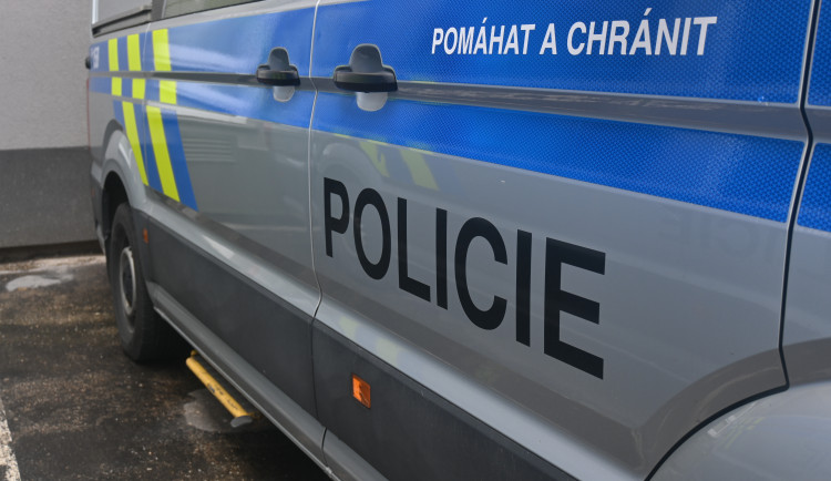 Policisté v barech na Pelhřimovsku odhalili několik opilých nezletilých chlapců