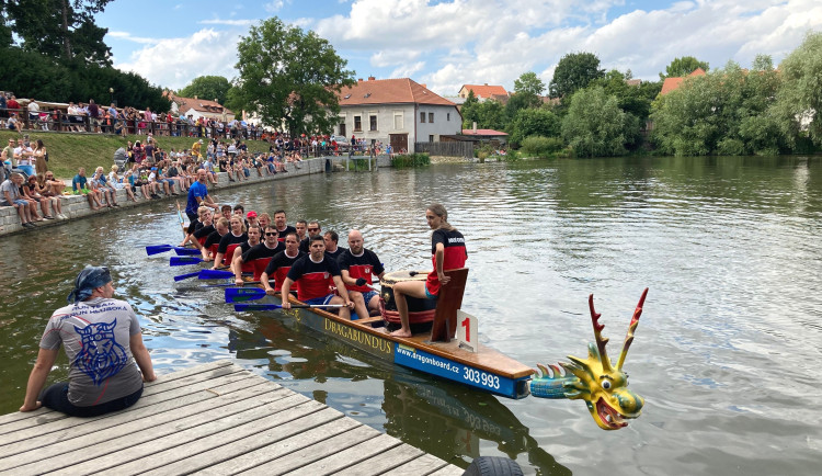 Kulturní tipy: Startují Prázdniny v Telči, pojedou se tam i dračí lodě