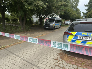 Policie řeší pokus o vraždu v Praze, jde o spor mezi příbuznými cizinkami. Obě jsou pobodané