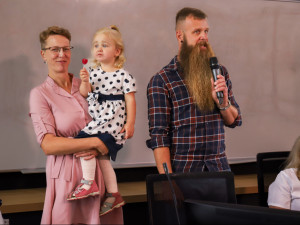 Madlence, které chtěly darovat kostní dřeň tisíce lidí, zabírá léčba. Transplantaci nepotřebuje
