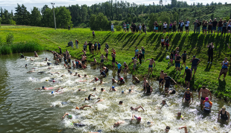 FOTO: Dřevěný muž měl opět rekordní účast, vyhrál šestnáctiletý Matyáš Večeřa
