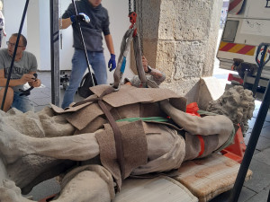 Praha má půjčenou sochu Samsona z Českých Budějovic. Město opustila poprvé po 300 letech