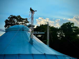Na Letní Letnou přijelo pět zahraničních souborů nového cirkusu