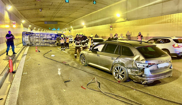 Dopravní nehoda tunel Blanka