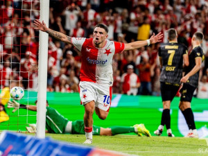Okamžitý odchod by byl rána, říká Trpišovský. Zafeiris má zůstat do zimy