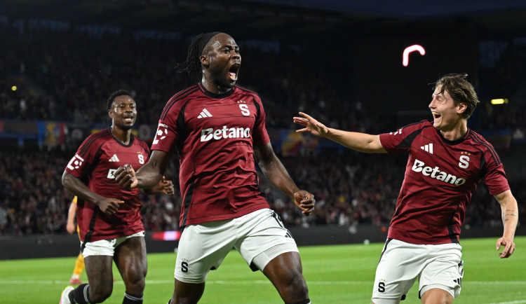 Fotbalisté Sparty otočili zápas s Duklou a vyhráli 3:2. Utkání rozhodl Uchenna