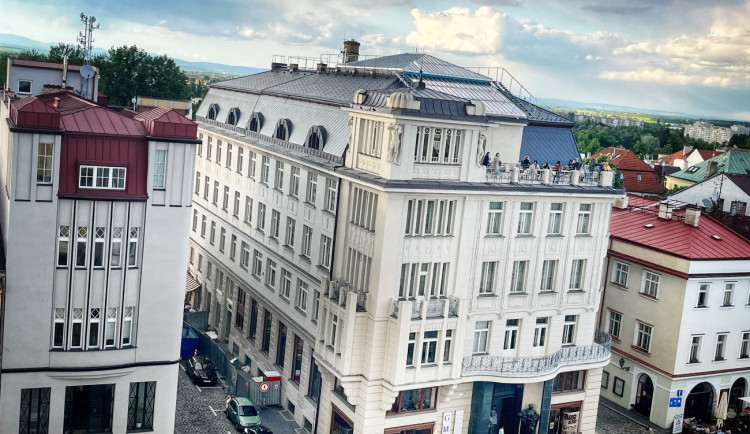 Dernisáž čtyř výstav uzavře letní sezónu v Galerii moderního umění v Hradci Králové