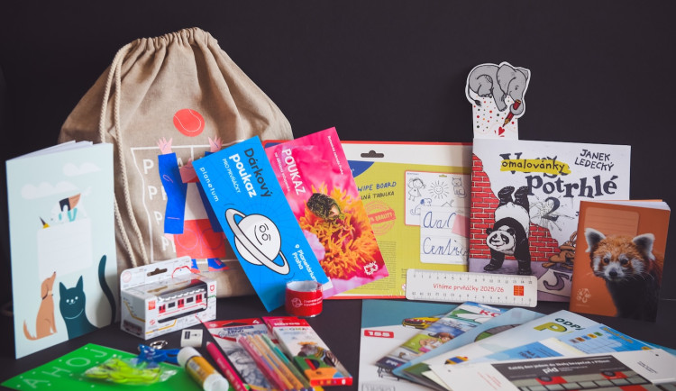 Balíčky dostanou tisíce dětí.