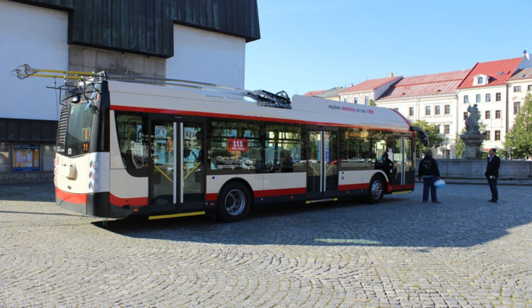 Smlouva je podepsaná, Jihlavané se mohou těšit na další trolejbusy