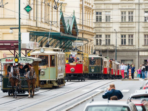 Prahu čeká tramvajový průvod k 150. výročí městské hromadné dopravy