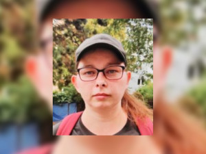 Žena řekla dceři, že se chce zabít, a ztratila se jí v metru. Rodina se o ni bojí