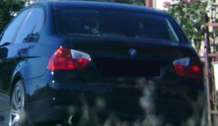 Mladý řidič na Jičínsku jel více než dvojnásobnou rychlostí. Hrozí mu pokuta a zákaz řízení