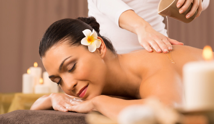 Nechte se hýčkat během podzimní relaxace v Aquapalace Praha