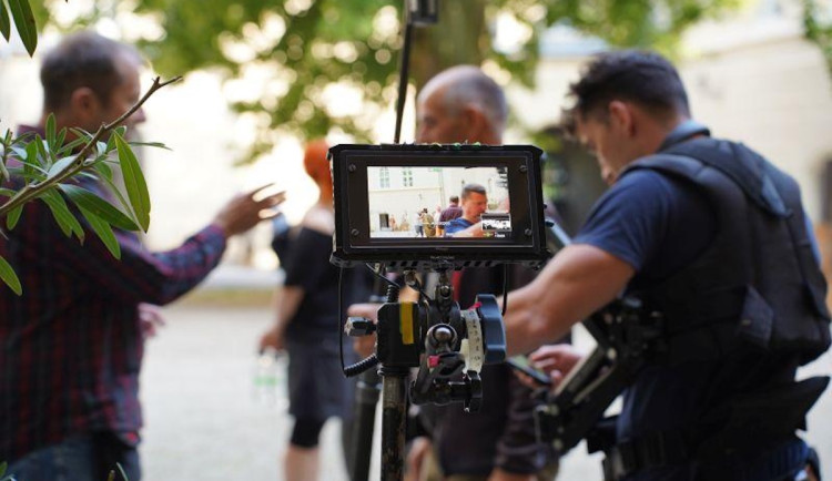 Karlovarský kraj podpoří filmovou tvorbu, připravil 28 milionů na vouchery