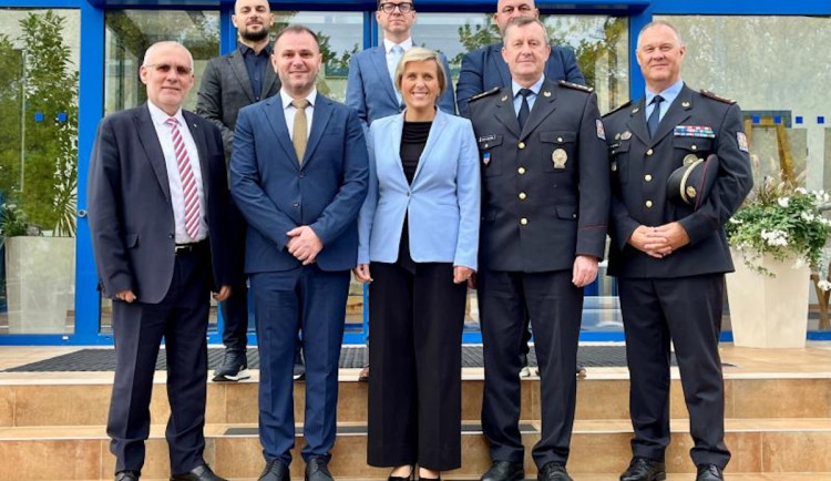 Albánská policejní delegace navštívila Karlovarský kraj