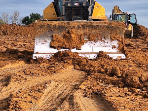 Fotografie z aktuálních prací na okruhu