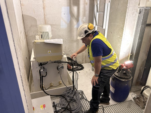 Štvanickou lávku po roce zkontrolují, cvičně ji i zvednou