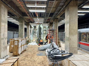 FOTO: Rekonstrukce metra Pankrác pokračuje, vzniká přestup mezi linkami C a D