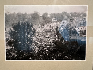 Fotky i výslechy svědků StB. Suchdol si připomíná výročí tragického pádu letadla výstavou