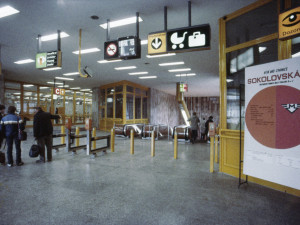 Linka B v neděli oslaví 40 let, dopravní podnik vypraví historickou soupravu 81-71